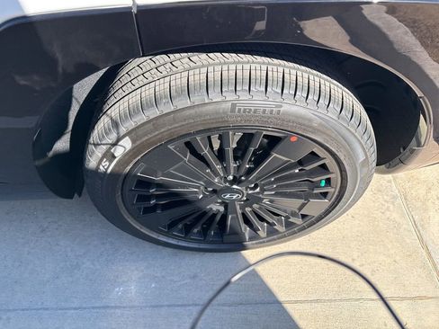 New 2026 Hyundai Santa Fe Calligraphy image 9