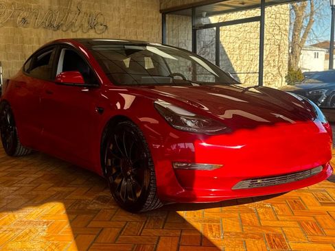 Used 2021 Tesla Model 3 Performance image 11
