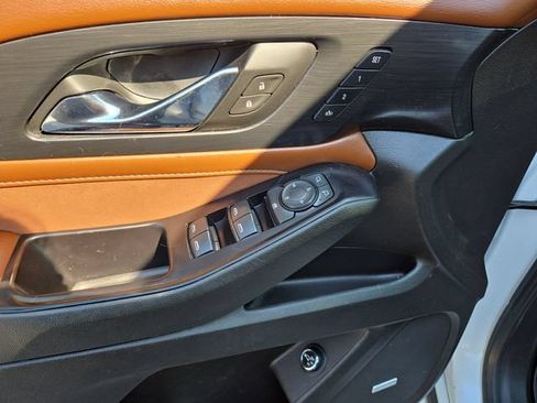 Used 2019 Chevrolet Traverse High Country AWD/4WD image 15