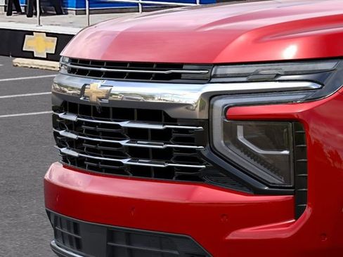 New 2026 Chevrolet Suburban LT w/ Comfort Package AWD/4WD image 13