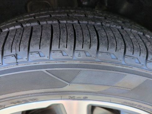 Used 2021 Hyundai Palisade Limited image 11