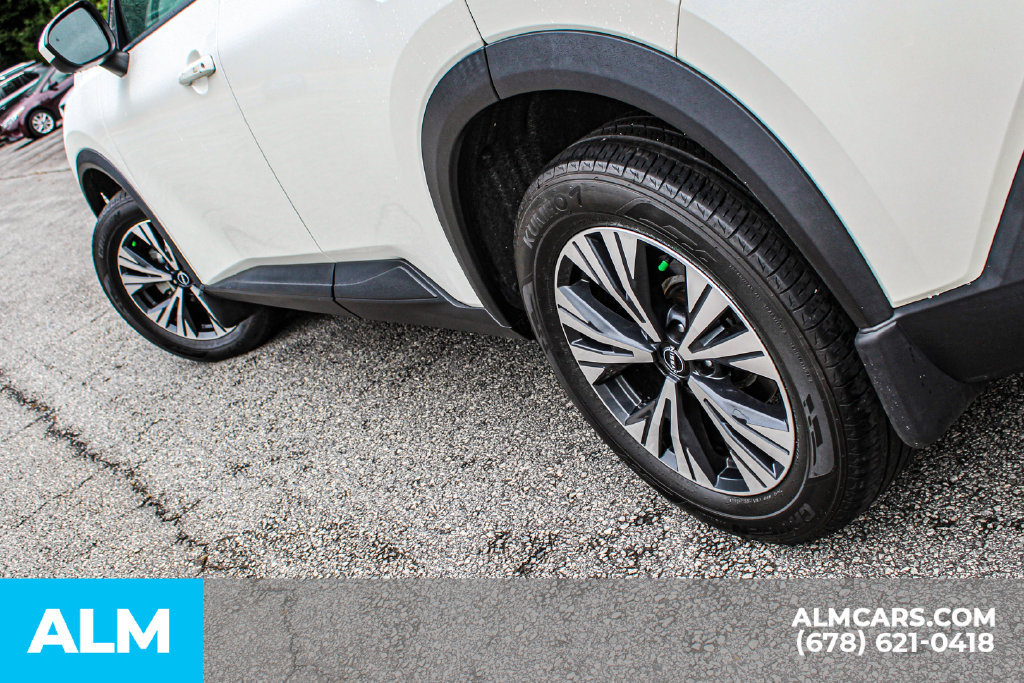 Used 2023 Nissan Rogue SV FWD image 14