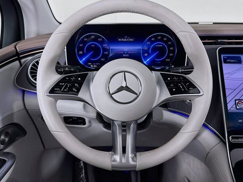 Used 2023 Mercedes-Benz EQE 350+ SUV image 16