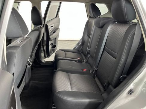 Used 2019 Nissan Rogue SV w/ Sun & Sound Touring Package FWD image 41