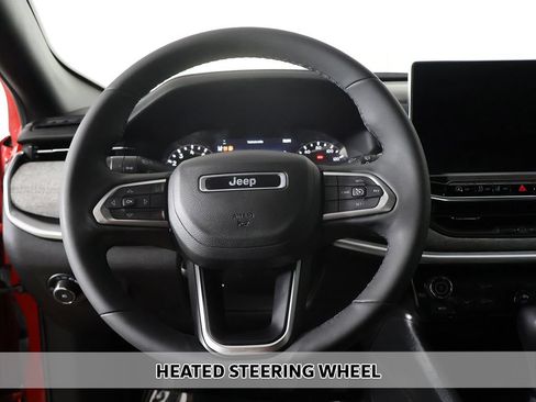 Used 2023 Jeep Compass Latitude AWD/4WD image 4