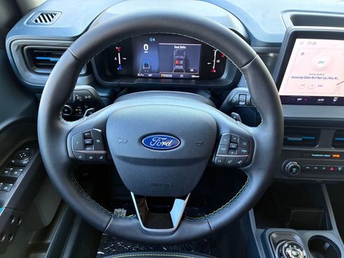 New 2025 Ford Maverick Lobo image 8