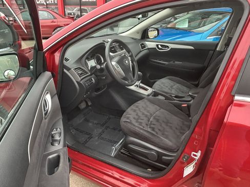 Used 2013 Nissan Sentra SV image 7