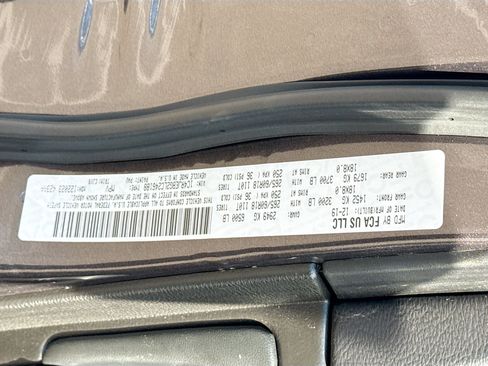 Used 2020 Jeep Grand Cherokee Limited RWD image 44