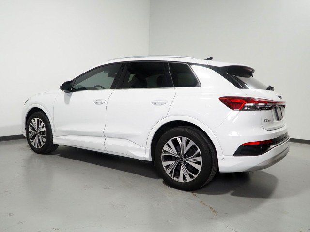 Used 2023 Audi Q4 e-tron Premium Plus w/ Premium Plus RWD image 8