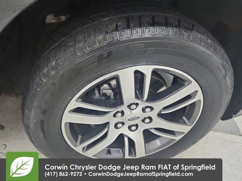 Used 2024 Ford Expedition Limited image 28