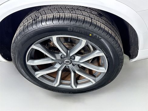 Used 2019 Volvo XC90 T6 Momentum w/ Advanced Package image 8