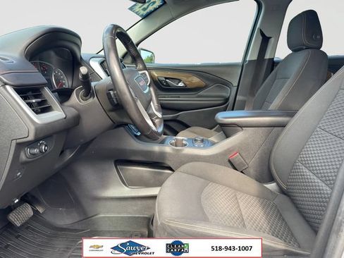 Used 2021 GMC Terrain SLE w/ Driver Convenience Package AWD/4WD image 10