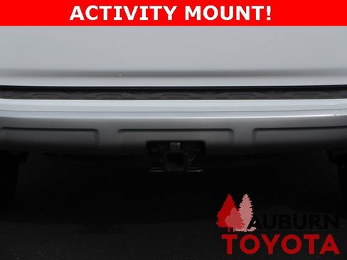 Used 2024 Toyota 4Runner TRD Off-Road Premium image 8