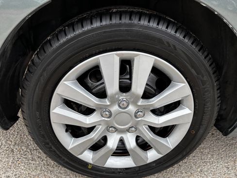 Used 2012 MAZDA MAZDA3 i Sport image 9