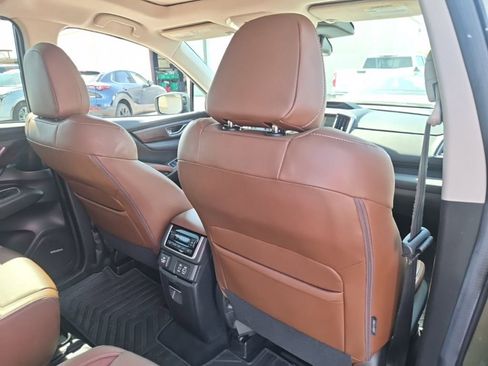 Used 2023 Subaru Ascent Touring AWD/4WD image 12