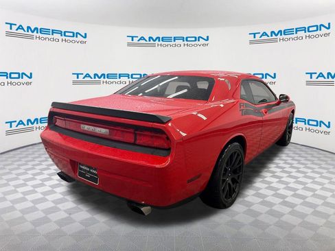 Used 2010 Dodge Challenger R/T RWD image 5