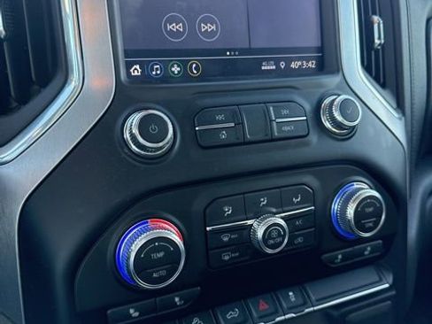 Certified 2022 GMC Sierra 1500 Elevation image 15