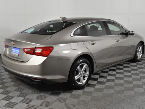 Used 2024 Chevrolet Malibu LT image 6