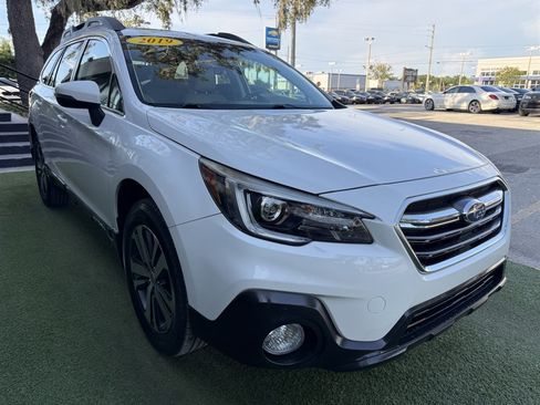 Used 2019 Subaru Outback 2.5i Limited w/ Popular Package #2 AWD/4WD image 3