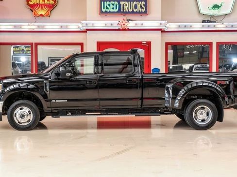 Used 2022 Ford F350 Lariat w/ Lariat Value Package image 13
