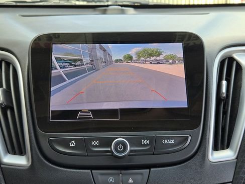Used 2024 Chevrolet Malibu LT FWD image 12