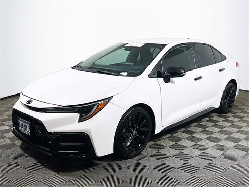 Certified 2020 Toyota Corolla SE image 4