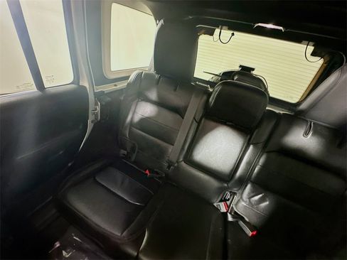 Used 2023 Jeep Wrangler Altitude image 12