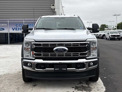 New 2026 Ford F550 2WD Crew Cab image 8
