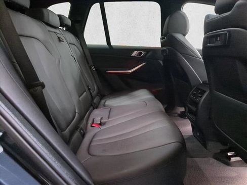 Used 2022 BMW X5 xDrive45e image 22