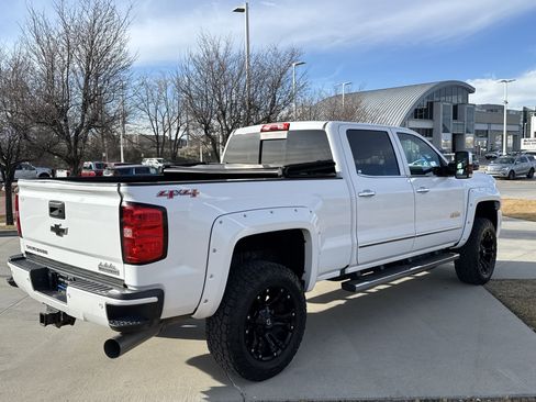 Used 2017 Chevrolet Silverado 2500 High Country w/ Duramax Plus Package image 5