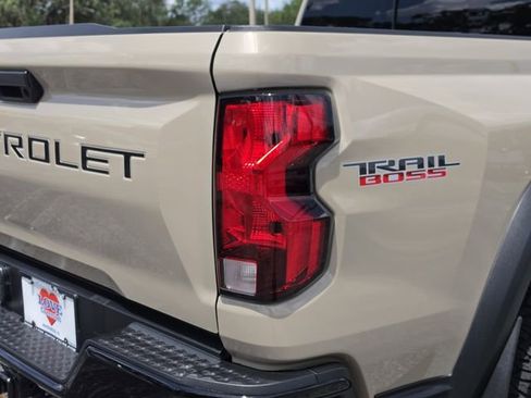 Used 2023 Chevrolet Colorado Trail Boss w/ Advanced Trailering Package AWD/4WD image 10