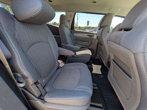 Used 2015 Chevrolet Traverse LT FWD image 35