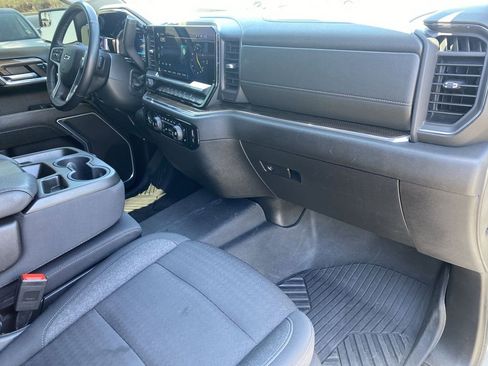 Used 2024 Chevrolet Silverado 1500 RST w/ Z71 Off-Road Package AWD/4WD image 29