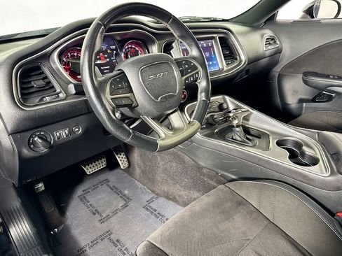 Used 2019 Dodge Challenger SRT Hellcat w/ Laguna Leather Package image 9