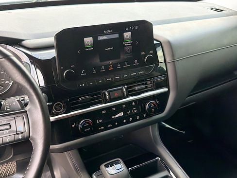 Used 2023 Nissan Pathfinder SL image 26