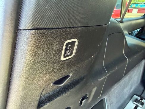 Used 2024 Jeep Grand Wagoneer L Series II w/ Quick Order Packagew 28T image 32