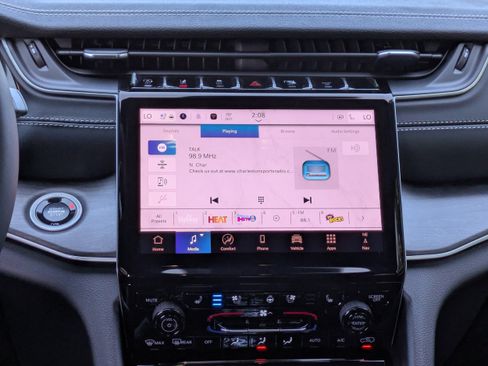 New 2025 Jeep Grand Cherokee L Limited w/ Luxury Tech Group II RWD image 19