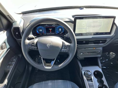 Used 2025 Ford Bronco Sport Heritage w/ Convenience Package image 12