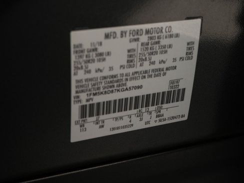 Used 2019 Ford Explorer XLT w/ Equipment Group 202A AWD/4WD image 28