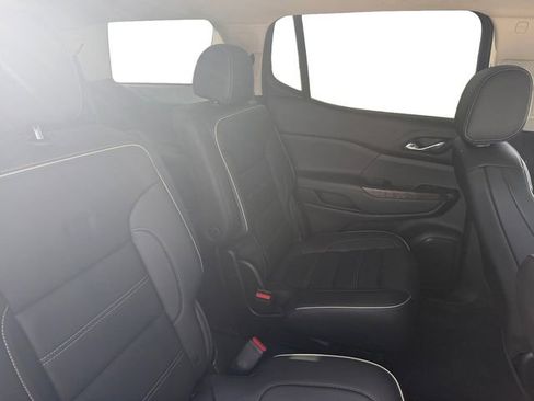 Used 2023 GMC Acadia Denali image 18