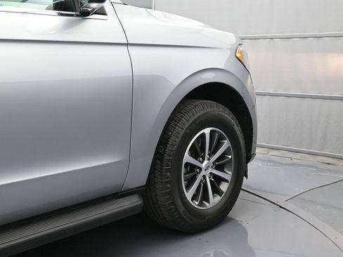 Used 2021 Ford Expedition XLT RWD image 43