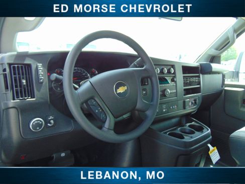 New 2026 Chevrolet Express 3500 w/ Power Convenience Package image 17