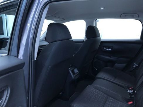 Used 2025 Honda HR-V LX image 19