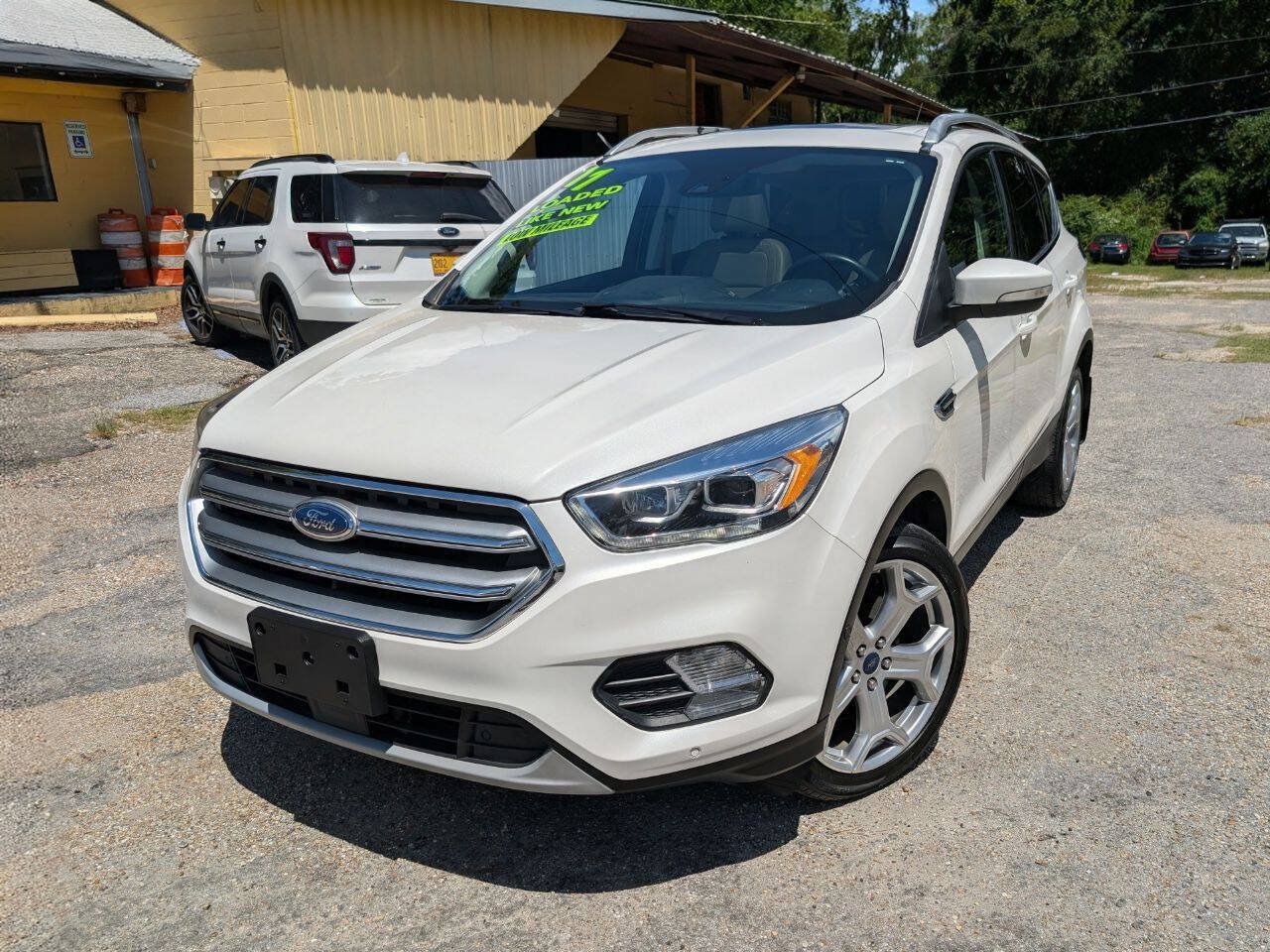 Used 2017 Ford Escape Titanium w/ Equipment Group 301A FWD image 10