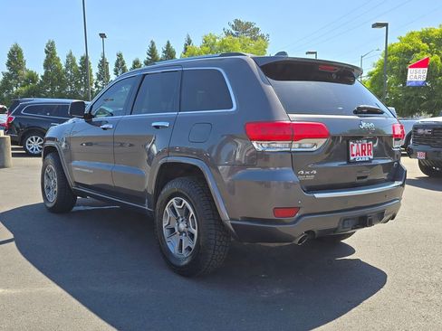 Used 2014 Jeep Grand Cherokee Overland w/ Advanced Technology Group AWD/4WD image 5