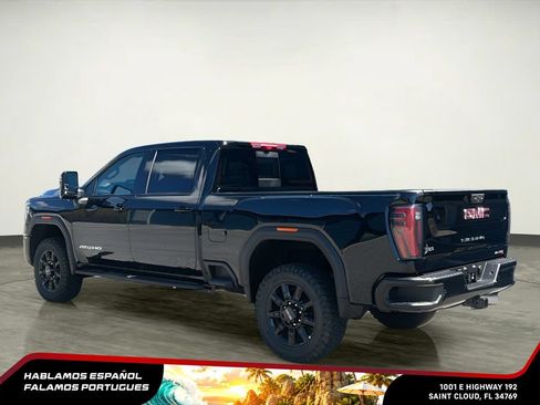 New 2026 GMC Sierra 2500 AT4 w/ AT4 Premium Plus Package AWD/4WD image 4