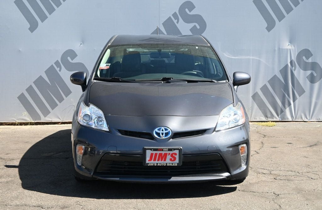 Used 2015 Toyota Prius Three FWD image 2