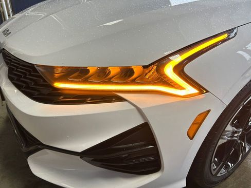 Used 2022 Kia K5 GT-Line image 36