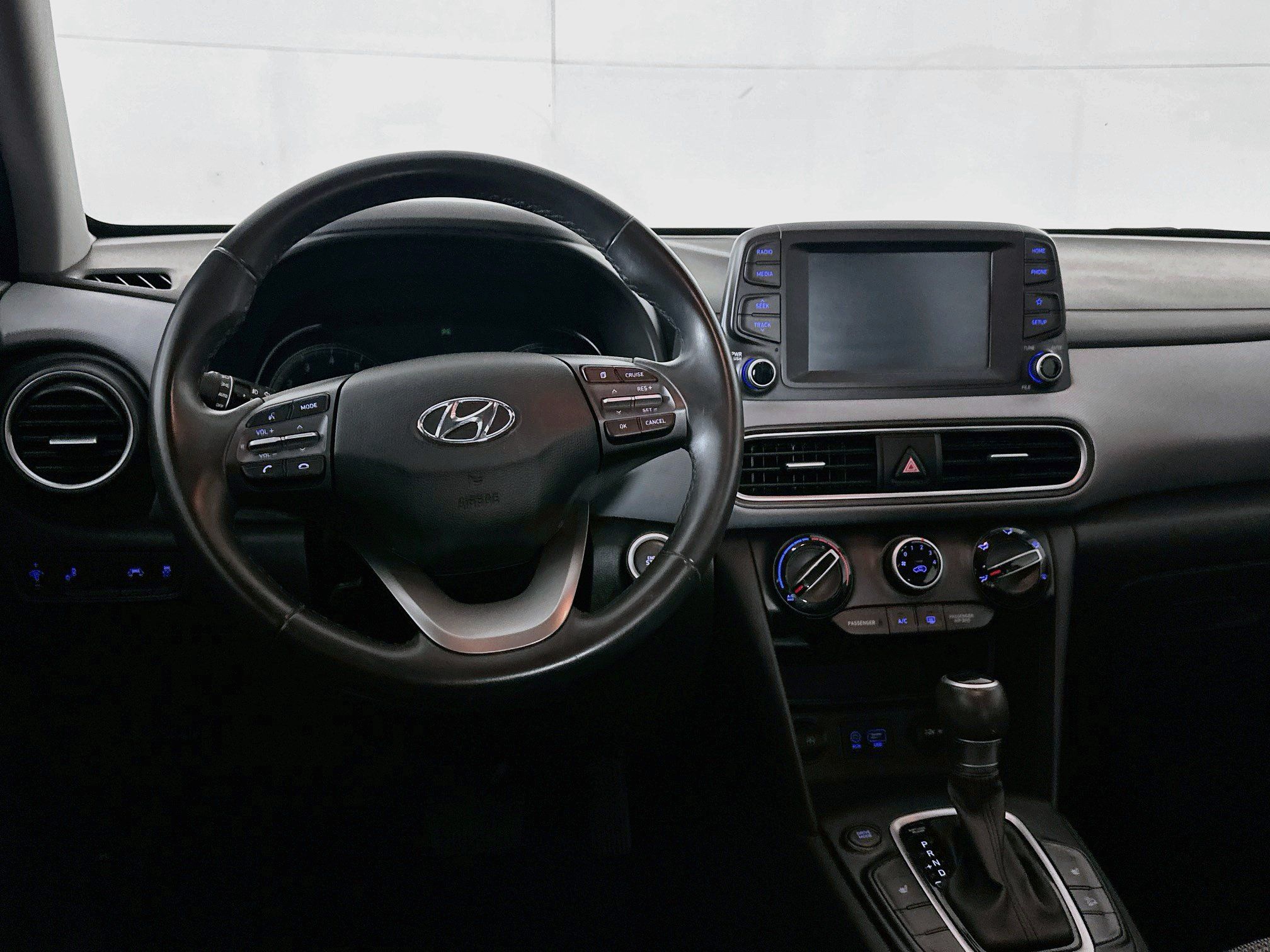 Used 2019 Hyundai Kona SEL w/ SEL Tech Package 02 FWD image 18