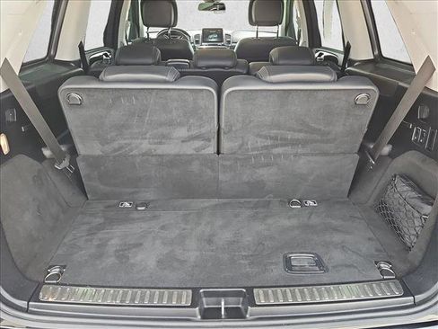 Used 2018 Mercedes-Benz GLS 550 4MATIC image 6